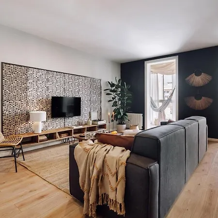 Feshi - 3 Bedrooms In Eixample Dreta * برشلونة