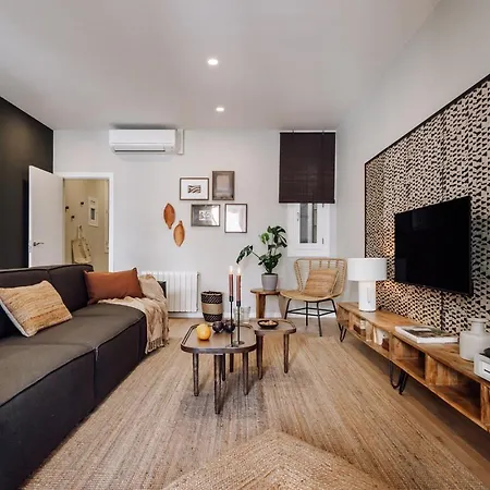 Feshi - 3 Bedrooms In Eixample Dreta شقة *