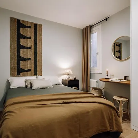 Feshi - 3 Bedrooms In Eixample Dreta *