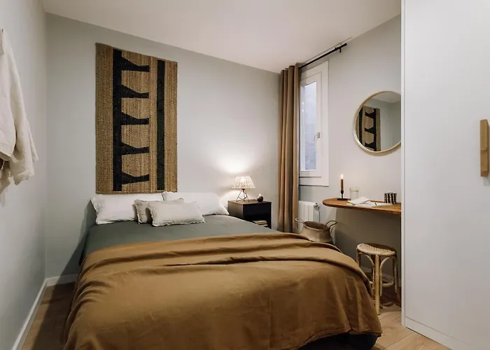 Feshi - 3 Bedrooms In Eixample Dreta *